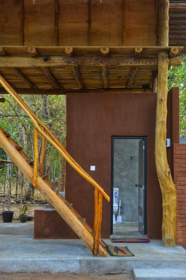 Апартаменти Pidurangala View Treehouse Сігірія Екстер'єр фото